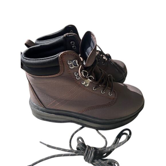 Compass 360 Felt Soled Wading Boots Men’s Size 9M NWOB (extra laces)